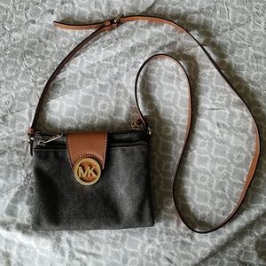Michael Kors cross body